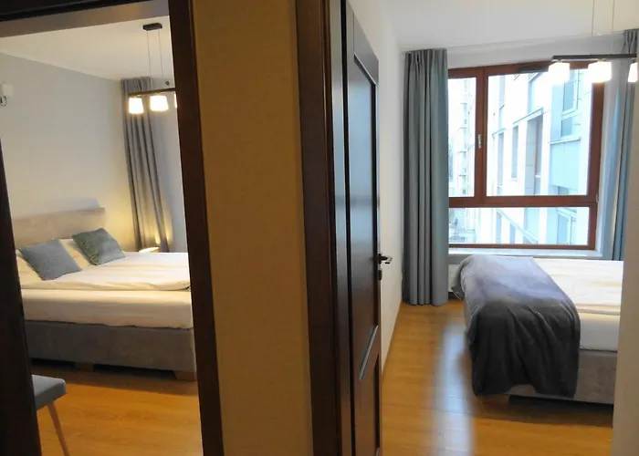 10 Min Do Lotniska, 2 Syp, Ekspres Do Kawy, Kosmetyki Ada, By Visitwarsaw Warsaw