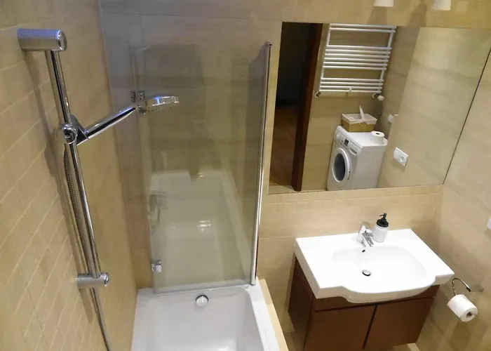 Apartment 10 Min Do Lotniska, 2 Syp, Ekspres Do Kawy, Kosmetyki Ada, By Visitwarsaw *