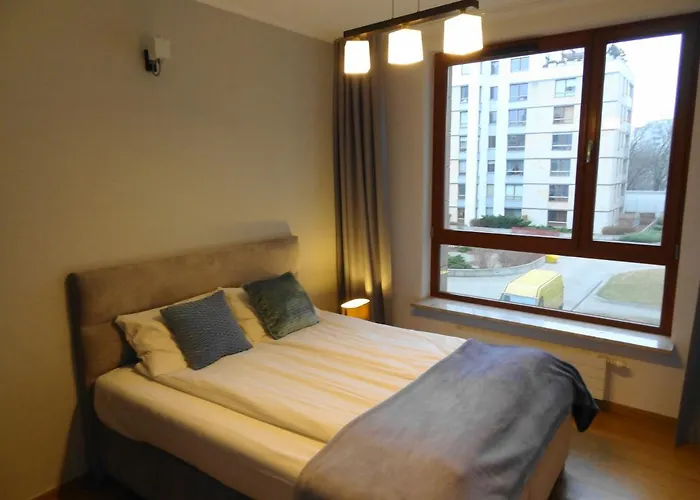 10 Min Do Lotniska, 2 Syp, Ekspres Do Kawy, Kosmetyki Ada, By Visitwarsaw *